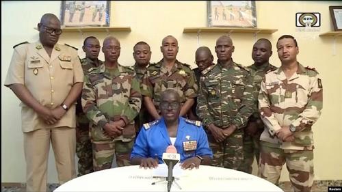 Мятежники заявили, что сроки пребывания в Нигере французских военных истекли