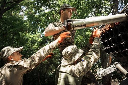 МВД России объявило в розыск трех генералов Украины из-за обстрелов Донбасса