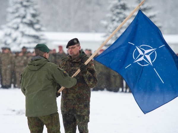 Стало известно, почему НАТО не вступает в прямое столкновение с Россией (ВИДЕО)